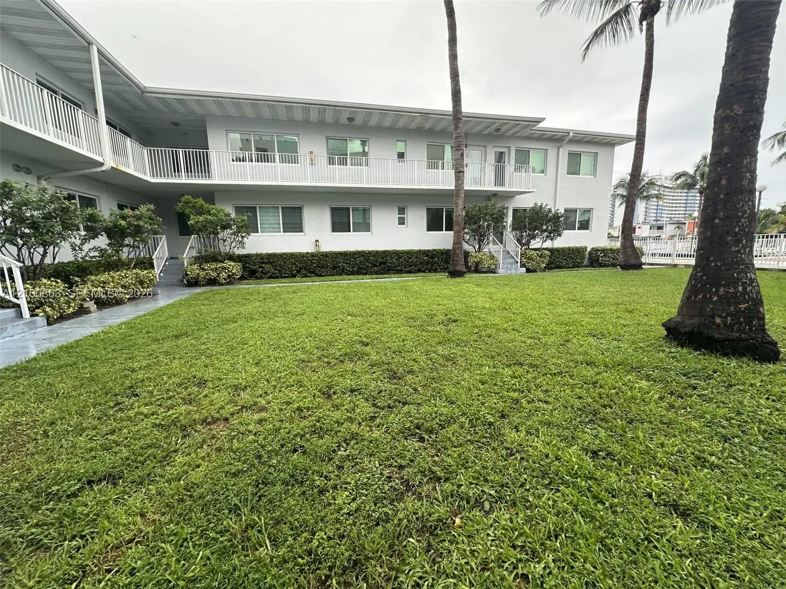 1 bedroom 1 bath Residential for sale at 7207 Bay Dr # 13, Miami Beach FL 33141