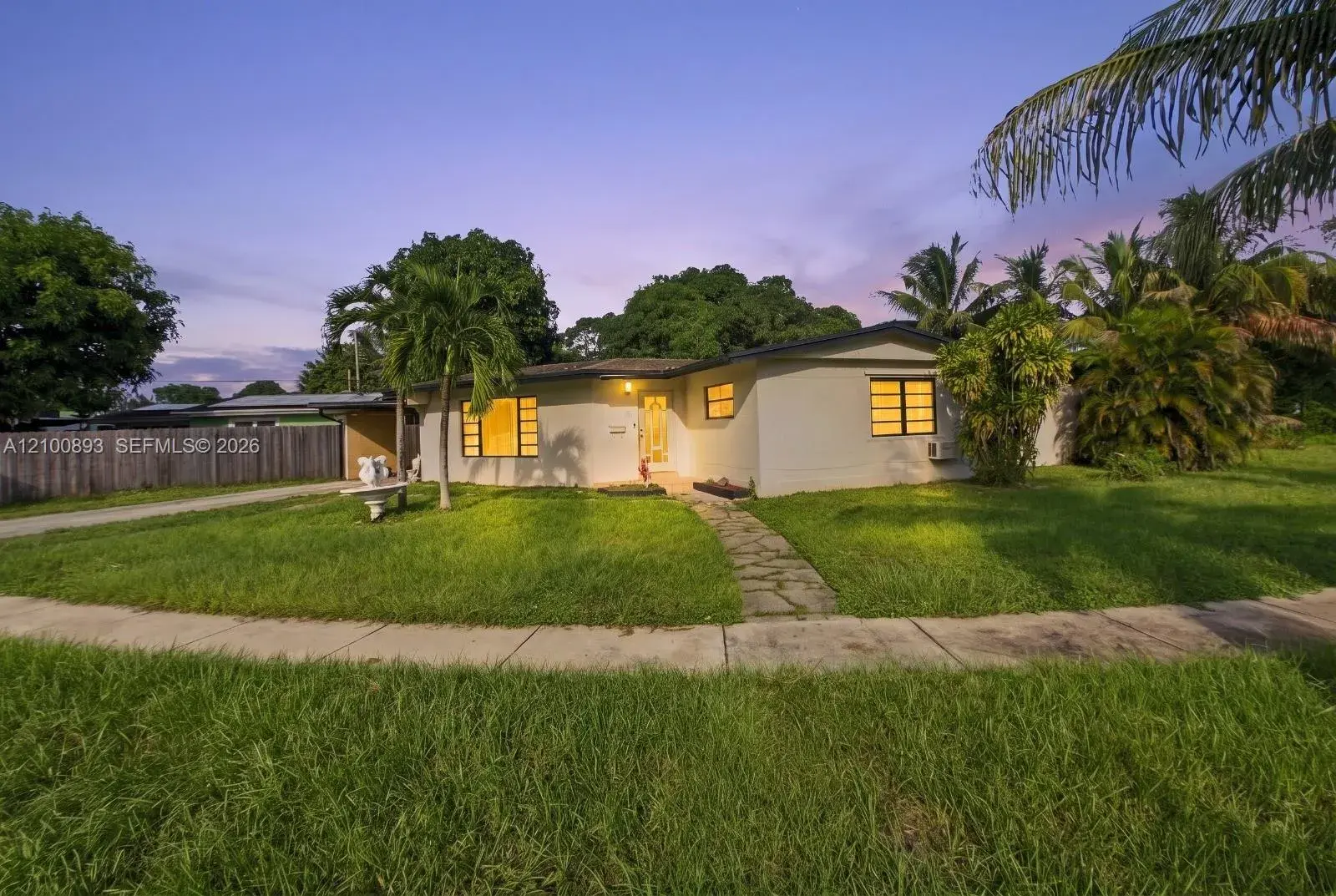 3 bedroom 2 bath Residential for sale at 1534 NW 11th Way, Fort Lauderdale FL 33311