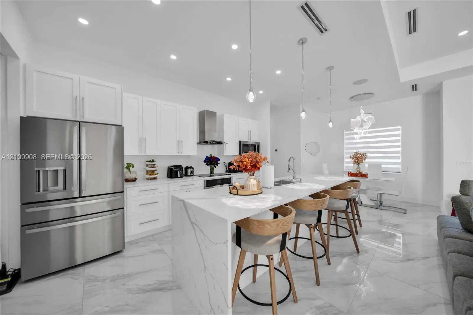 1803 NW 2nd PL, Cape Coral FL 33993