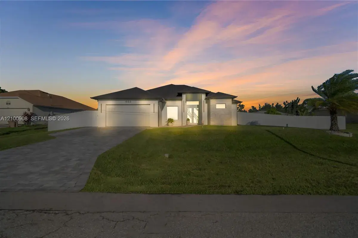 1803 NW 2nd PL, Cape Coral FL 33993