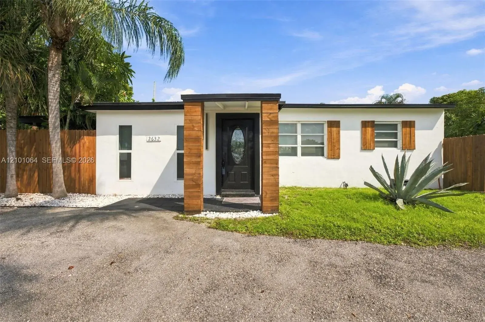 3 bedroom 2 bath Residential for sale at 2632 NE 15th Ave, Pompano Beach FL 33064