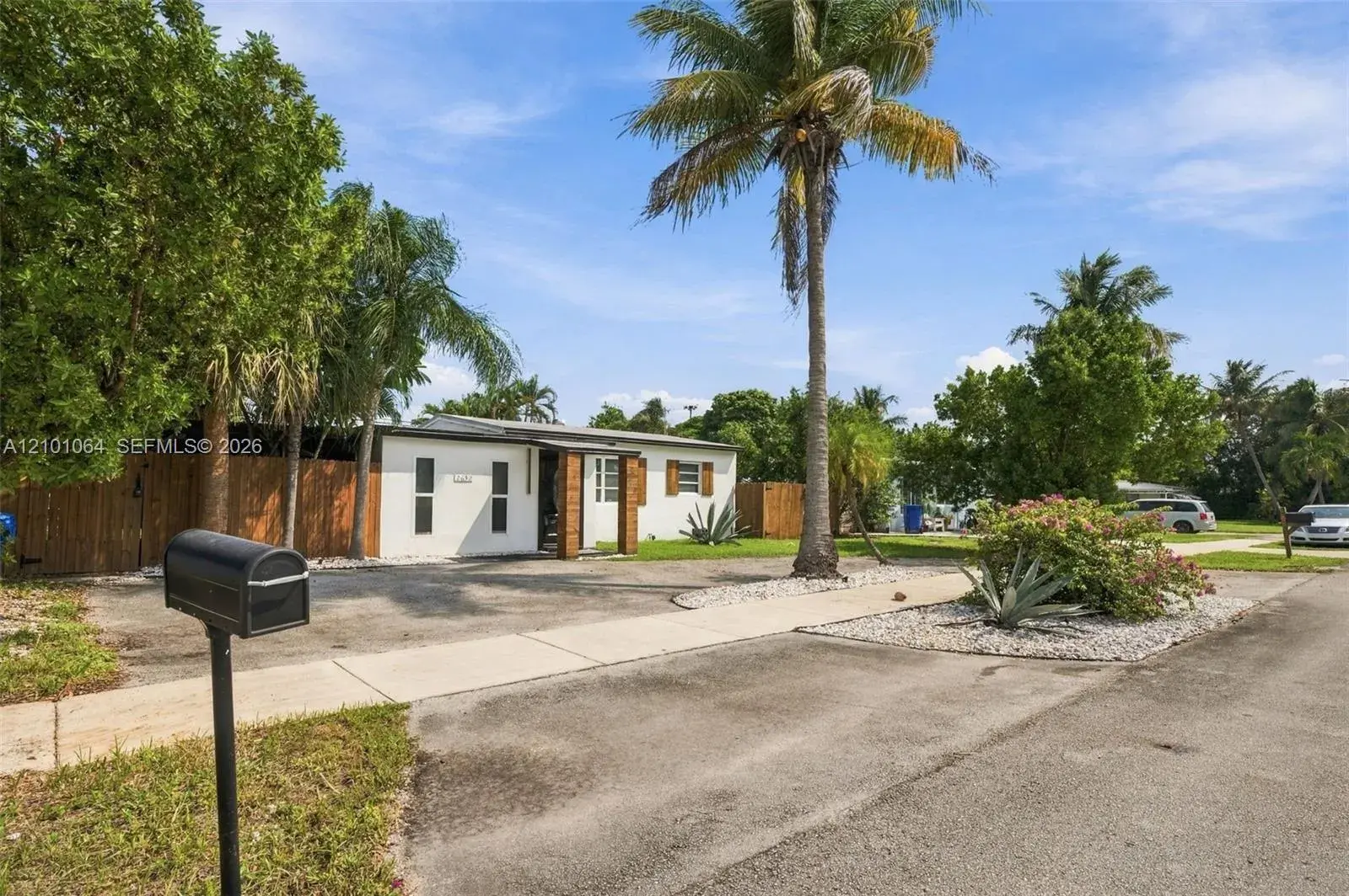 2632 NE 15th Ave, Pompano Beach FL 33064