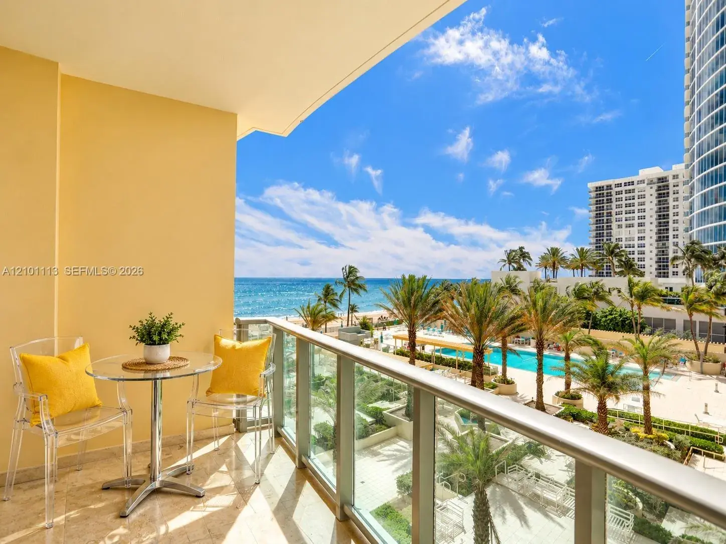 1 bedroom 1 bath Residential Lease for rent at 2501 S Ocean Dr, Hollywood FL 33019