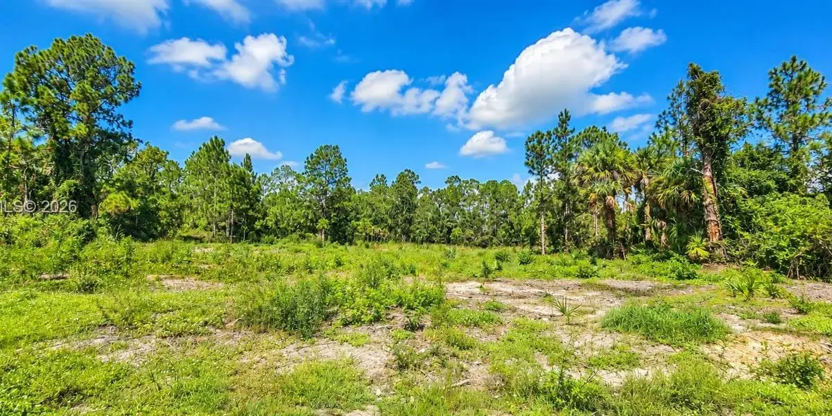 1221 ACACIA AVE, Lehigh Acres FL 33972