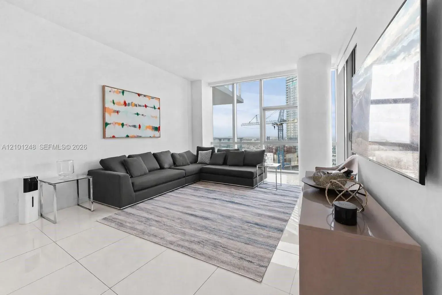 851 NE 1st Ave # 2601, Miami FL 33132