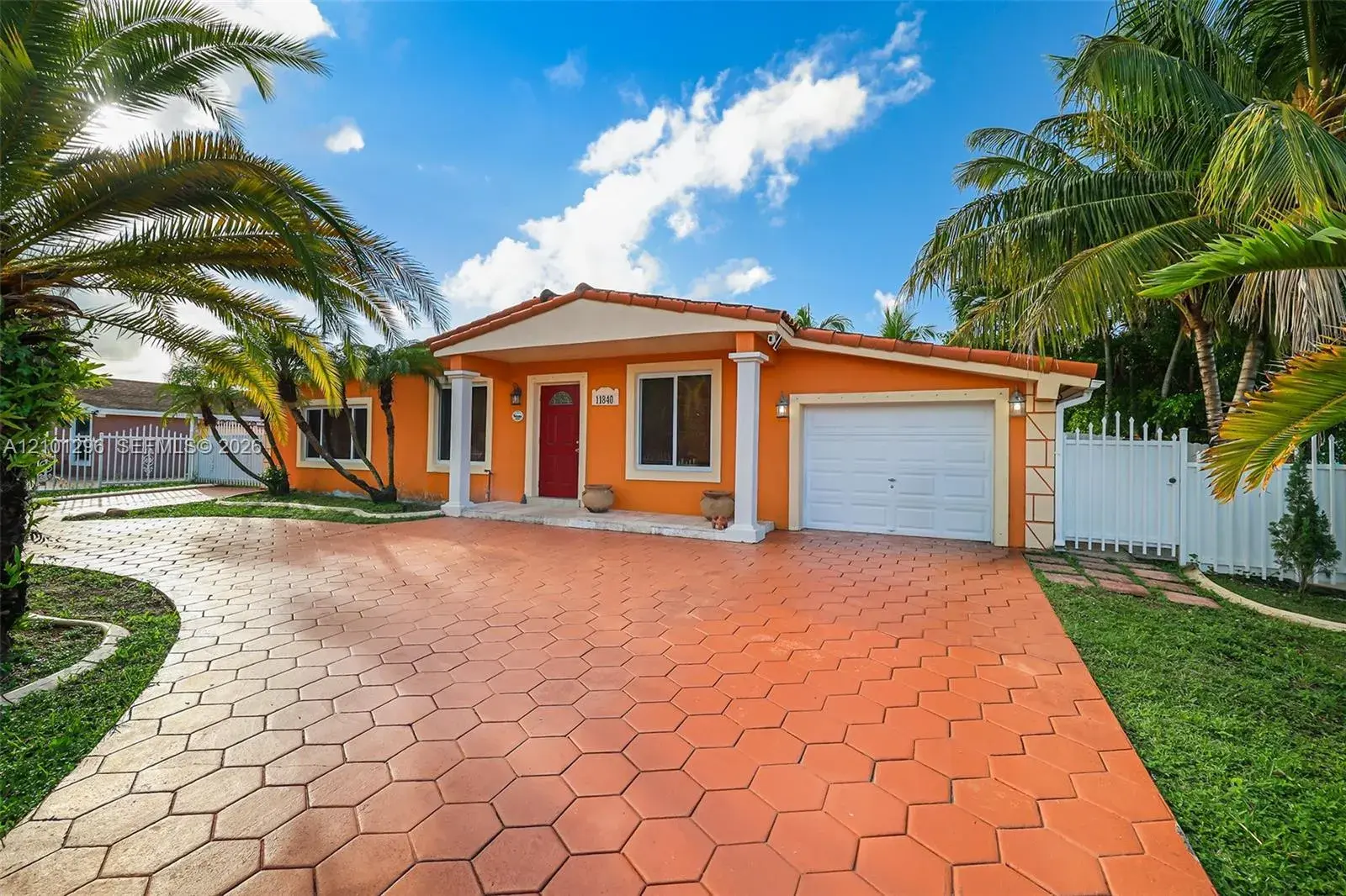 3 bedroom 2 bath Residential for sale at 11840 SW 171st Ter, Miami FL 33177