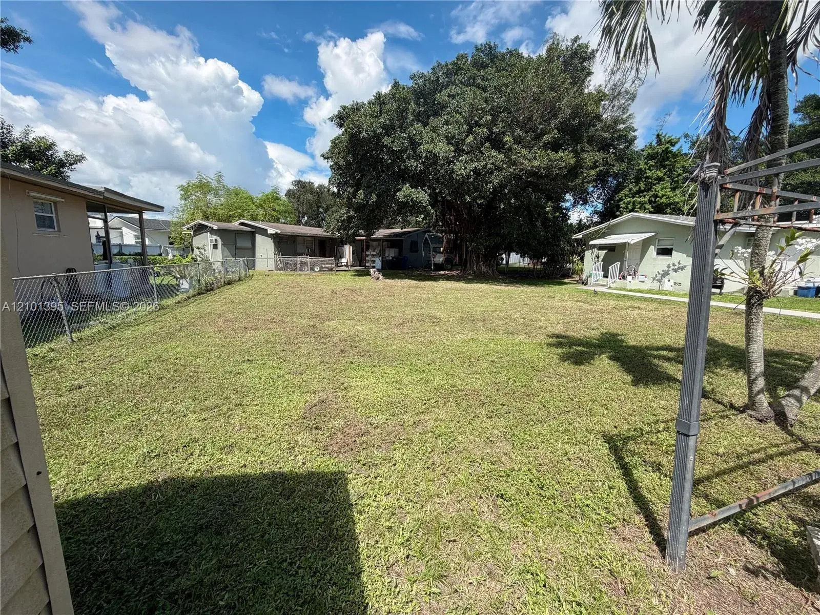 615 Columbus Pkwy, Hollywood FL 33021