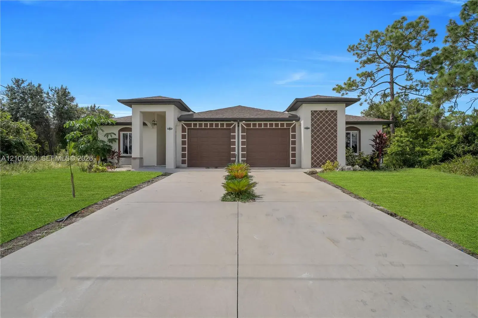 4 bedroom 4 bath Residential for sale at 4869 28TH ST SW, Lehigh Acres FL 33973