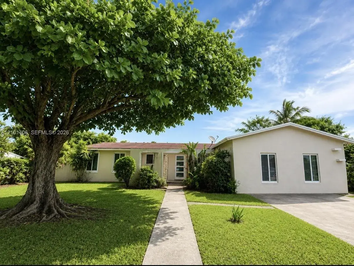 5 bedroom 3 bath Residential for sale at 7625 SW 96th Ct, Miami FL 33173