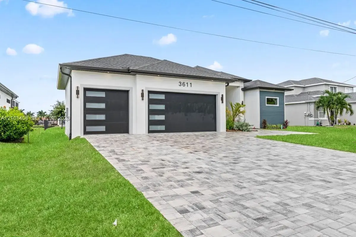 3611 SW 4th Lane, Cape Coral FL 33991