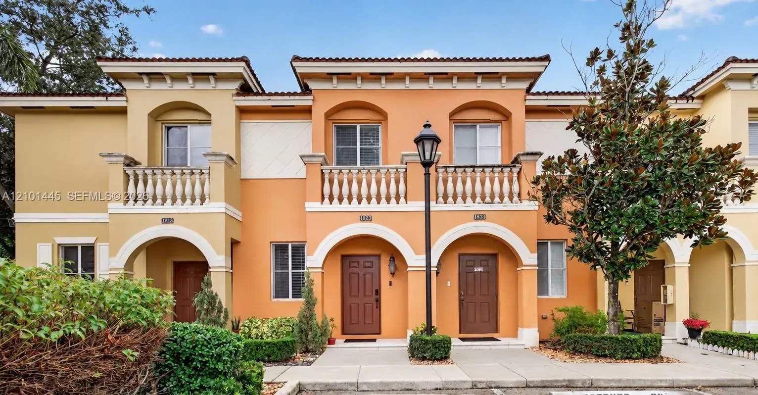 2 bedroom 2 bath Residential for sale at 1823 SW 90th Ave # 1002, Miramar FL 33025