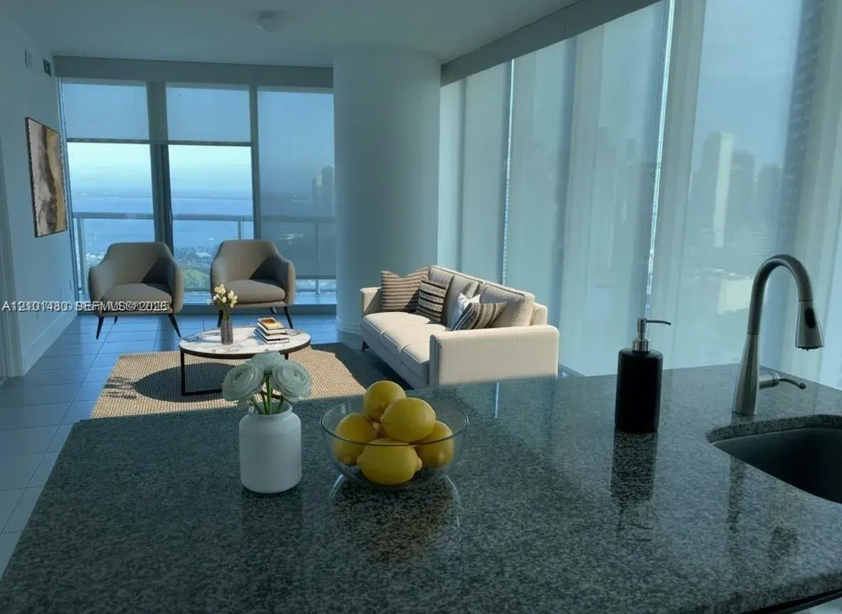 888 Biscayne Blvd # 3001, Miami FL 33132