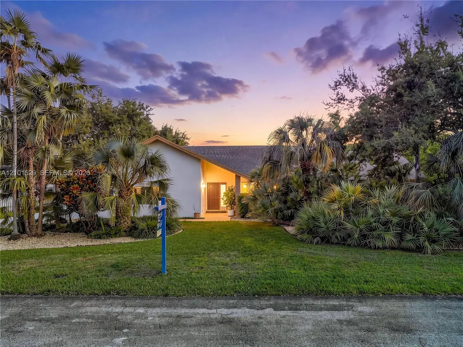 16761 SW 278th St, Homestead FL 33031