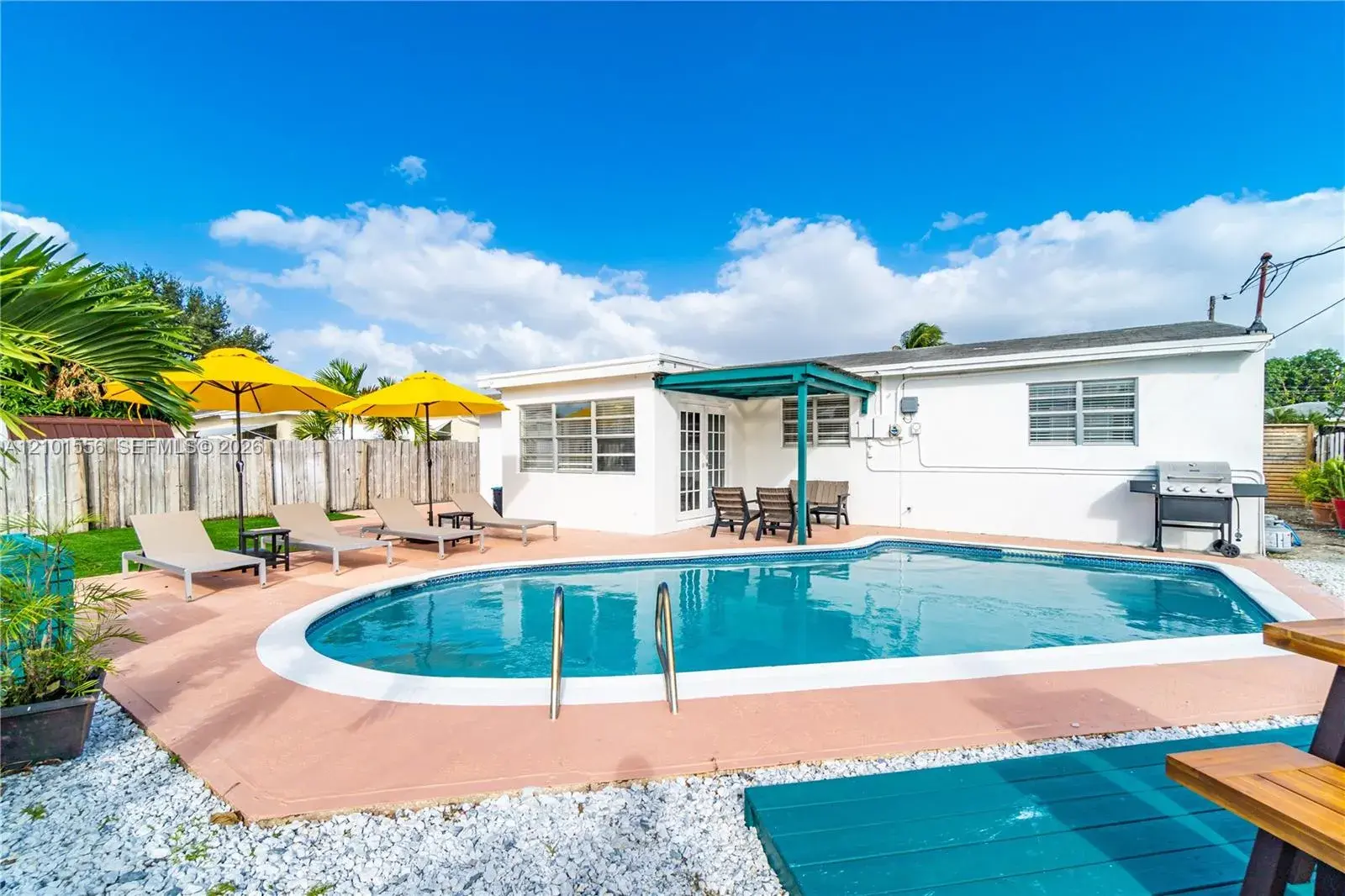4 bedroom 2 bath Residential Lease for rent at 730 N 72nd Ter, Hollywood FL 33024
