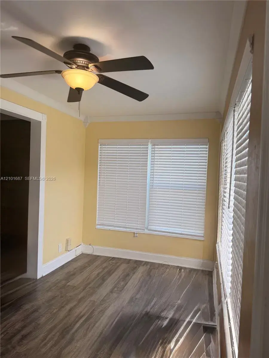 2319 Taft St, Hollywood FL 33020