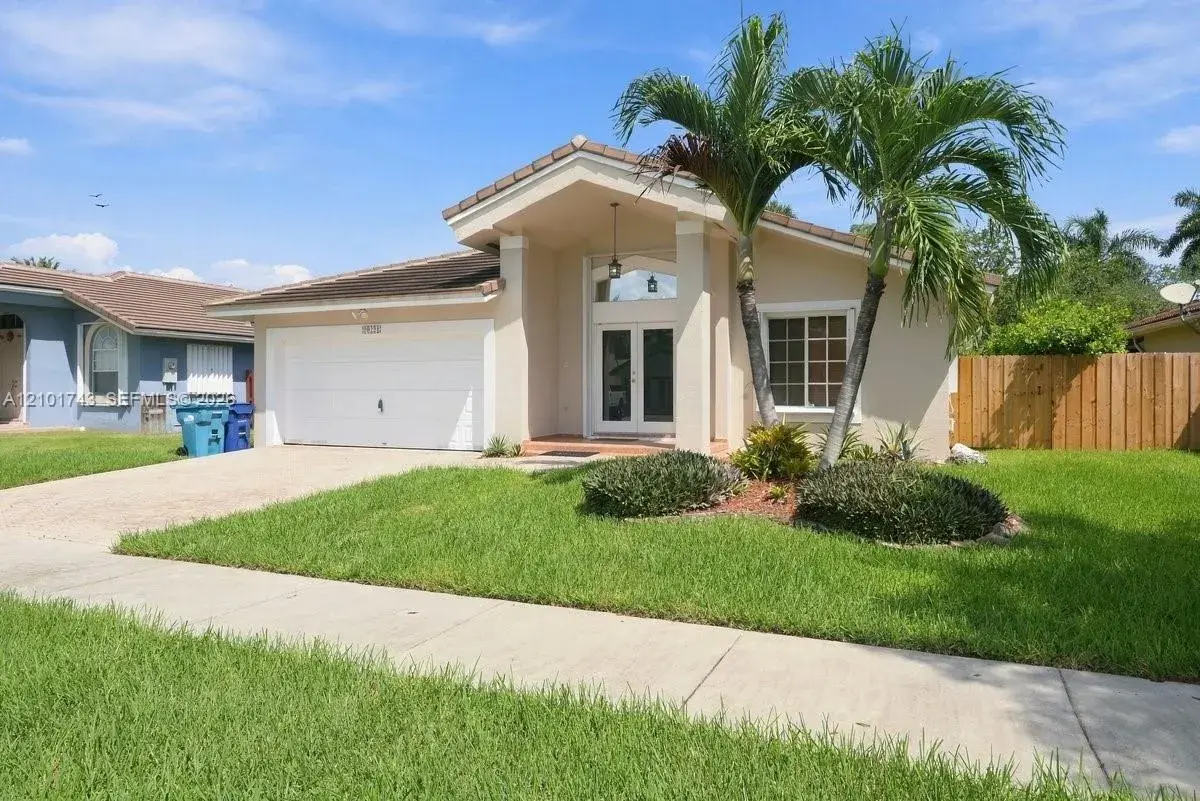 4 bedroom 2 bath Residential for sale at 20221 SW 85th Ct, Cutler Bay FL 33189