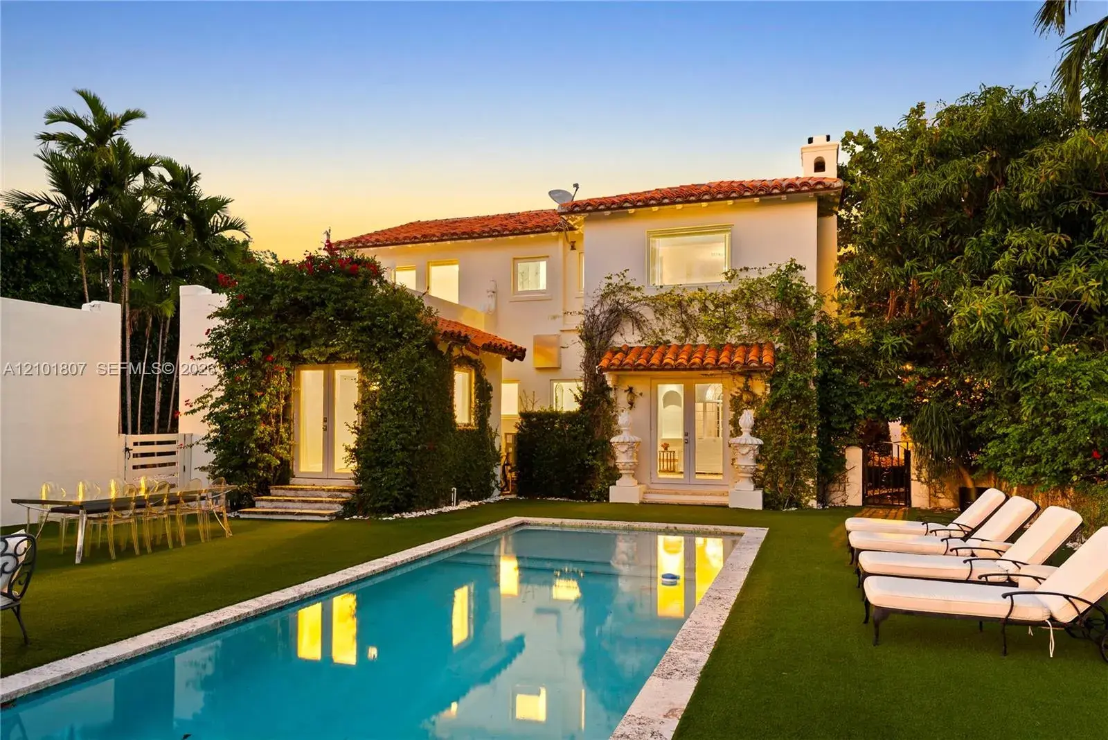 5 bedroom 4 bath Residential for sale at 5800 La Gorce Dr, Miami Beach FL 33140
