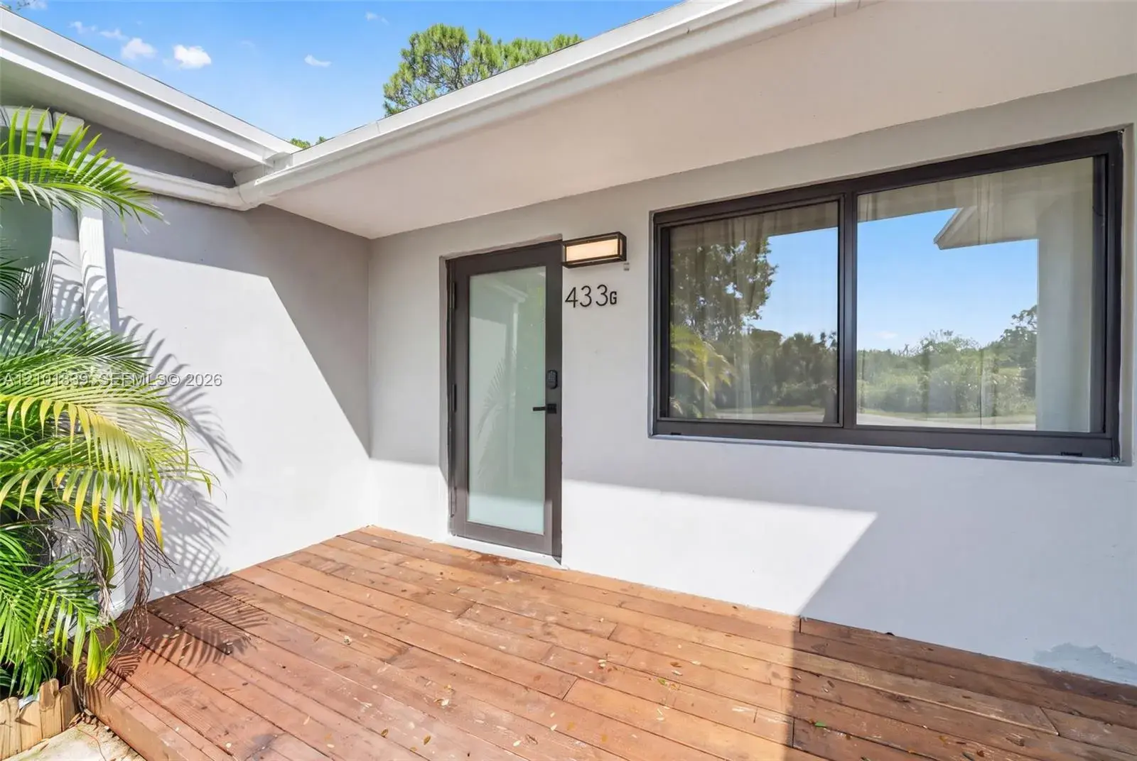433 NW 15th Way, Fort Lauderdale FL 33311
