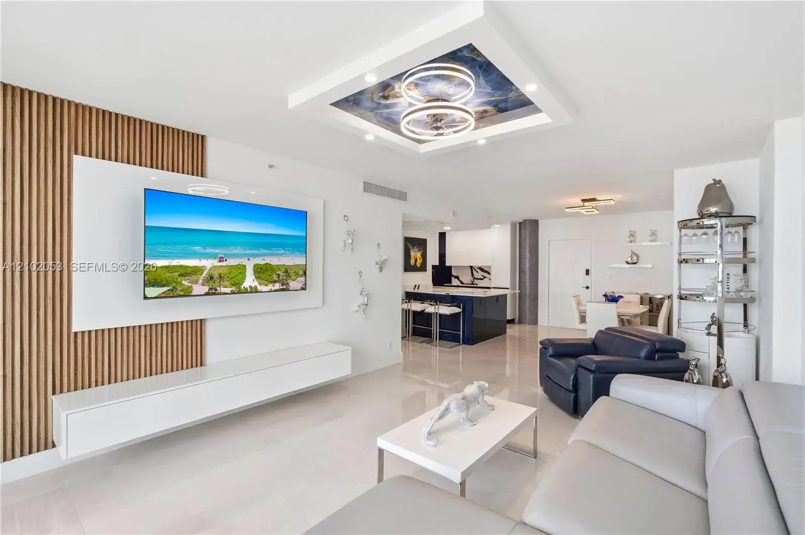 1 bedroom 1 bath Residential for sale at 2501 S Ocean Dr # 408, Hollywood FL 33019