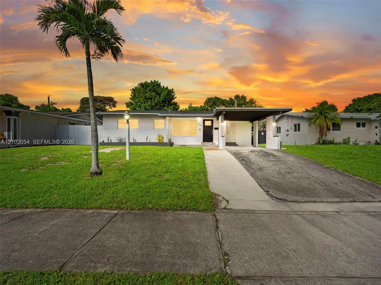 3 bedroom 2 bath Residential for sale at 231 SW 28th Ter, Fort Lauderdale FL 33312