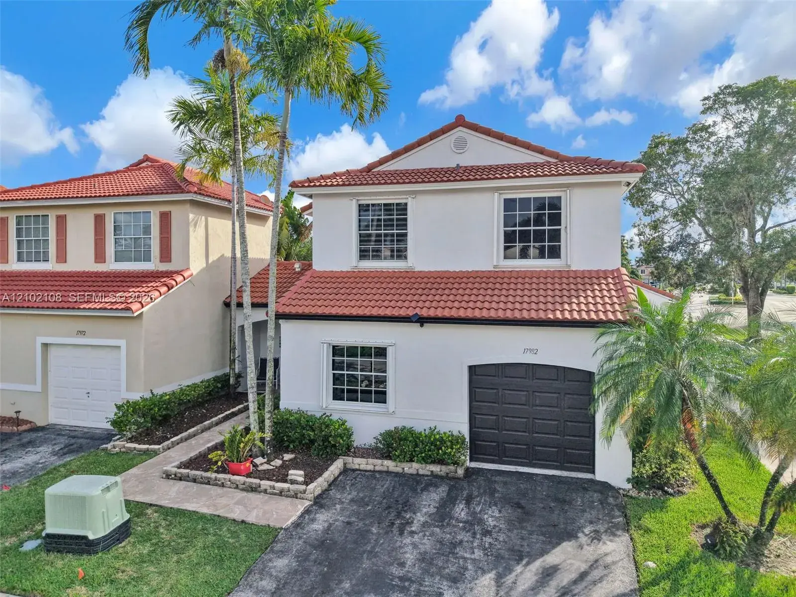 4 bedroom 3 bath Residential for sale at 17982 SW 11th St, Pembroke Pines FL 33029