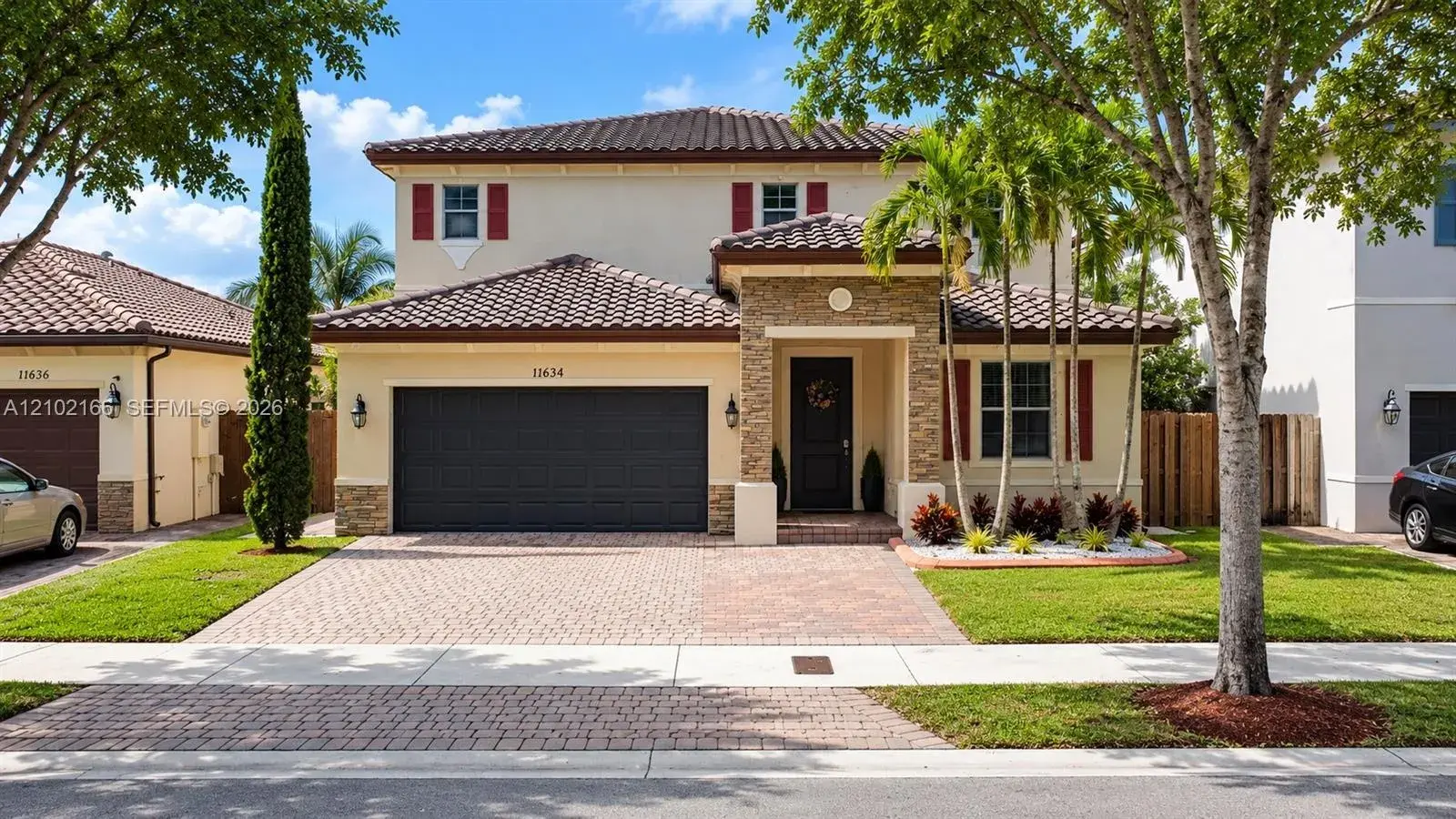 5 bedroom 4 bath Residential for sale at 11634 SW 151st Path, Miami FL 33196
