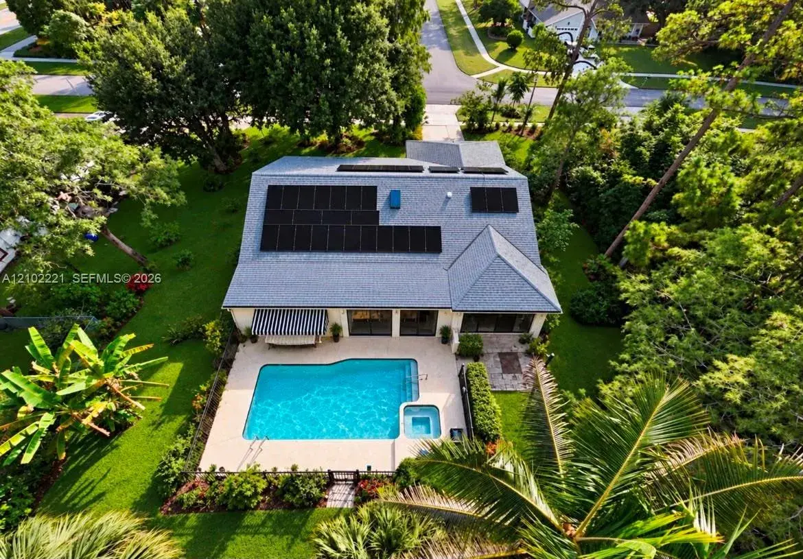 4 bedroom 2 bath Residential for sale at 172 Wild Pine Rd, Wellington FL 33414