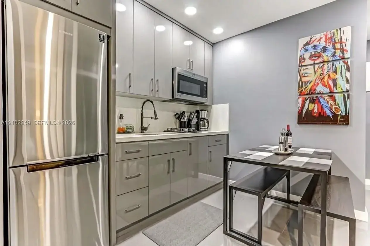 2302 Taylor St # 3, Hollywood FL 33020