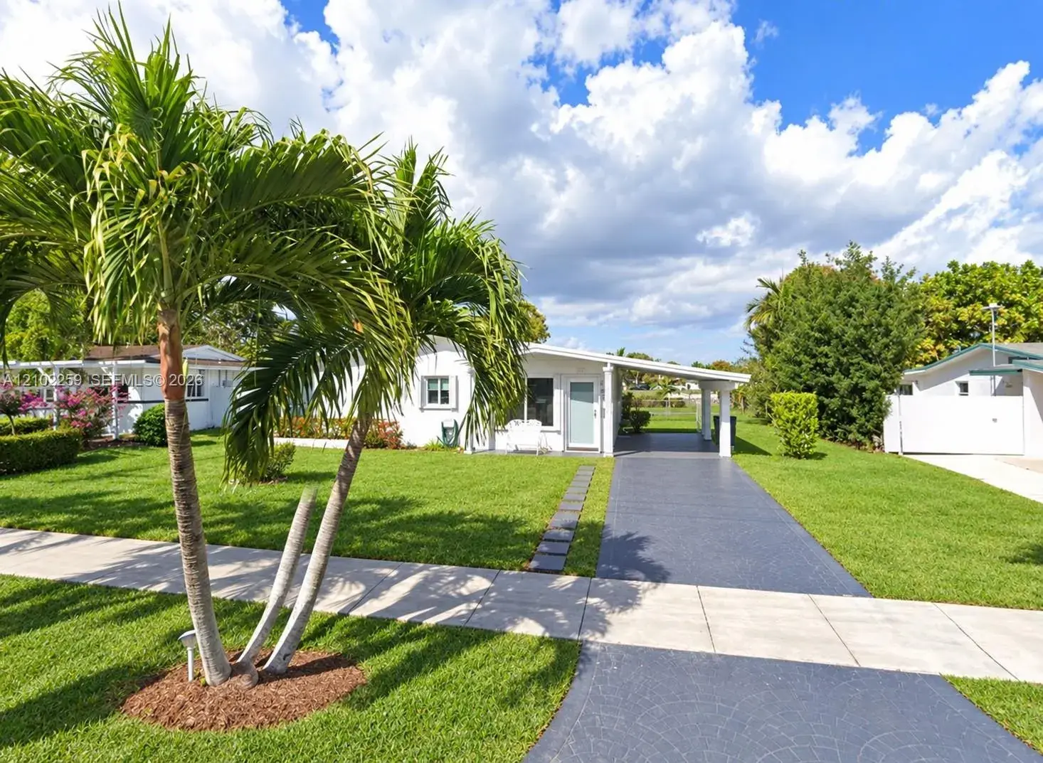 3 bedroom 2 bath Residential for sale at 9865 SW 80th Dr, Miami FL 33173
