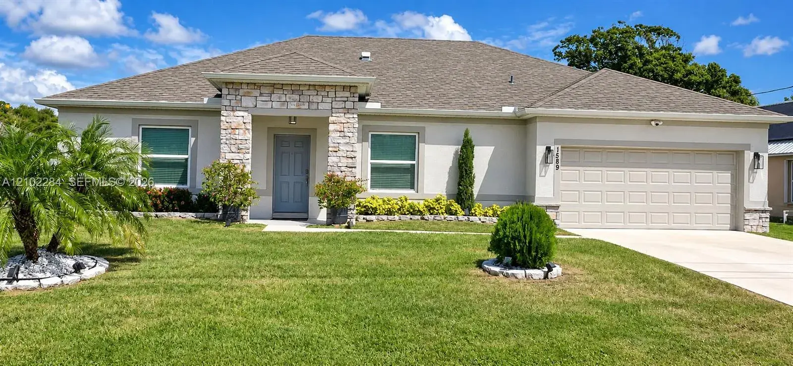 3 bedroom 2 bath Residential for sale at 1589 SE Dome Cir, Port St. Lucie FL 34952
