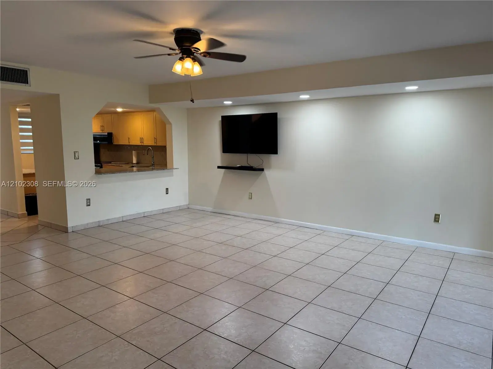 7033 NW 169th St # 7033, Hialeah FL 33015