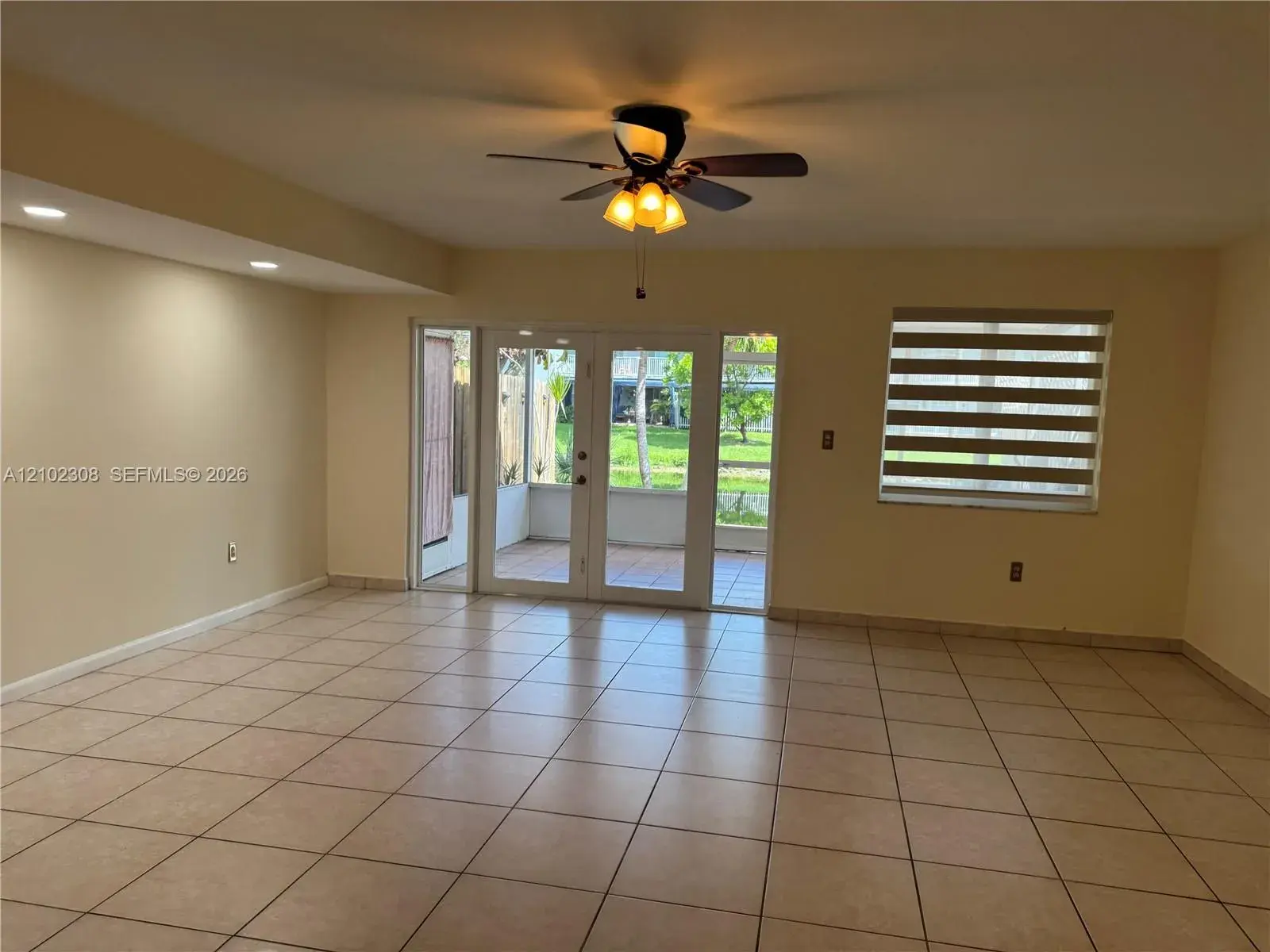7033 NW 169th St # 7033, Hialeah FL 33015