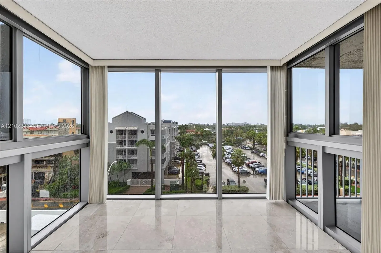 2655 Collins Ave # 702, Miami Beach FL 33140