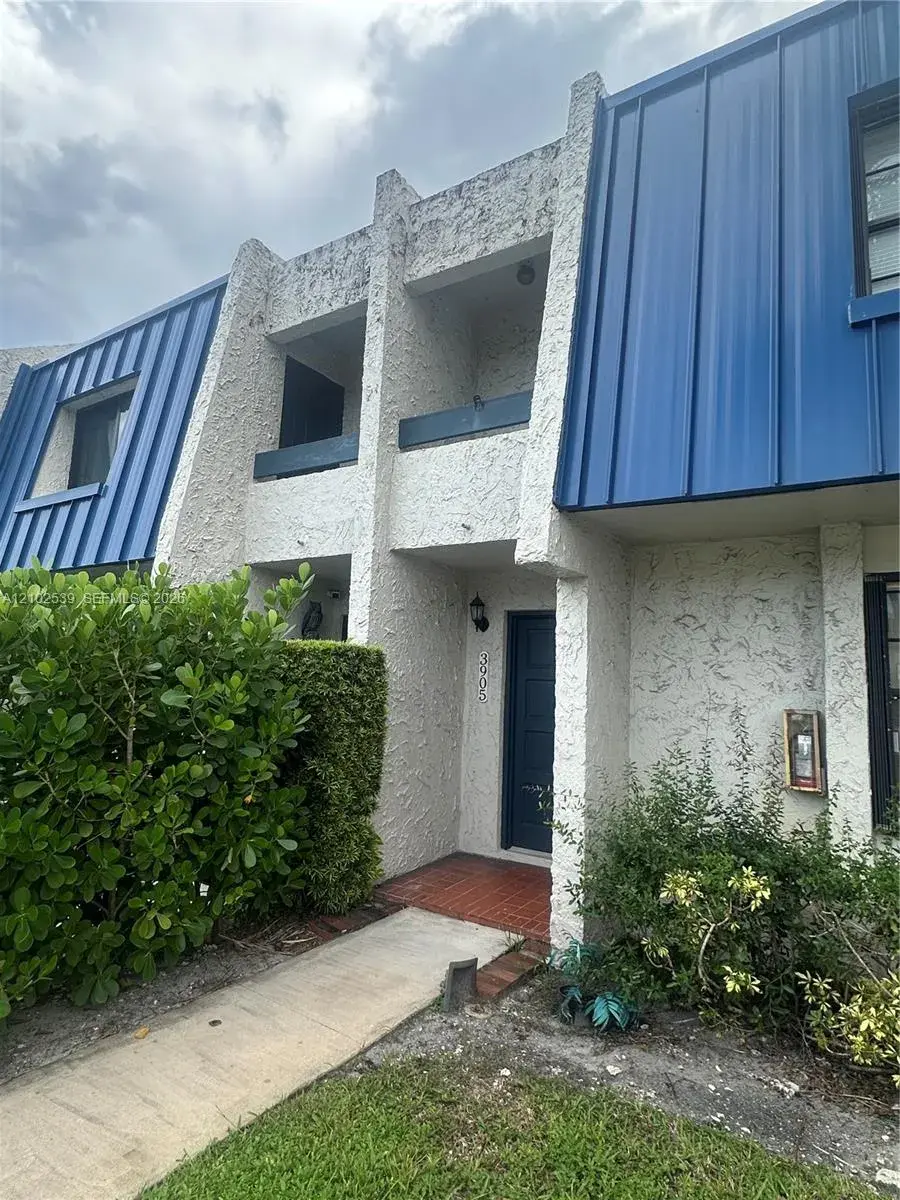 3 bedroom 2 bath Residential for sale at 3905 Sheridan St, Hollywood FL 33021