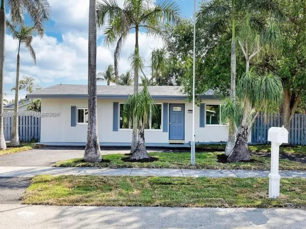 4 bedroom 3 bath Residential for sale at 3700 NE 13th Ter, Pompano Beach FL 33064