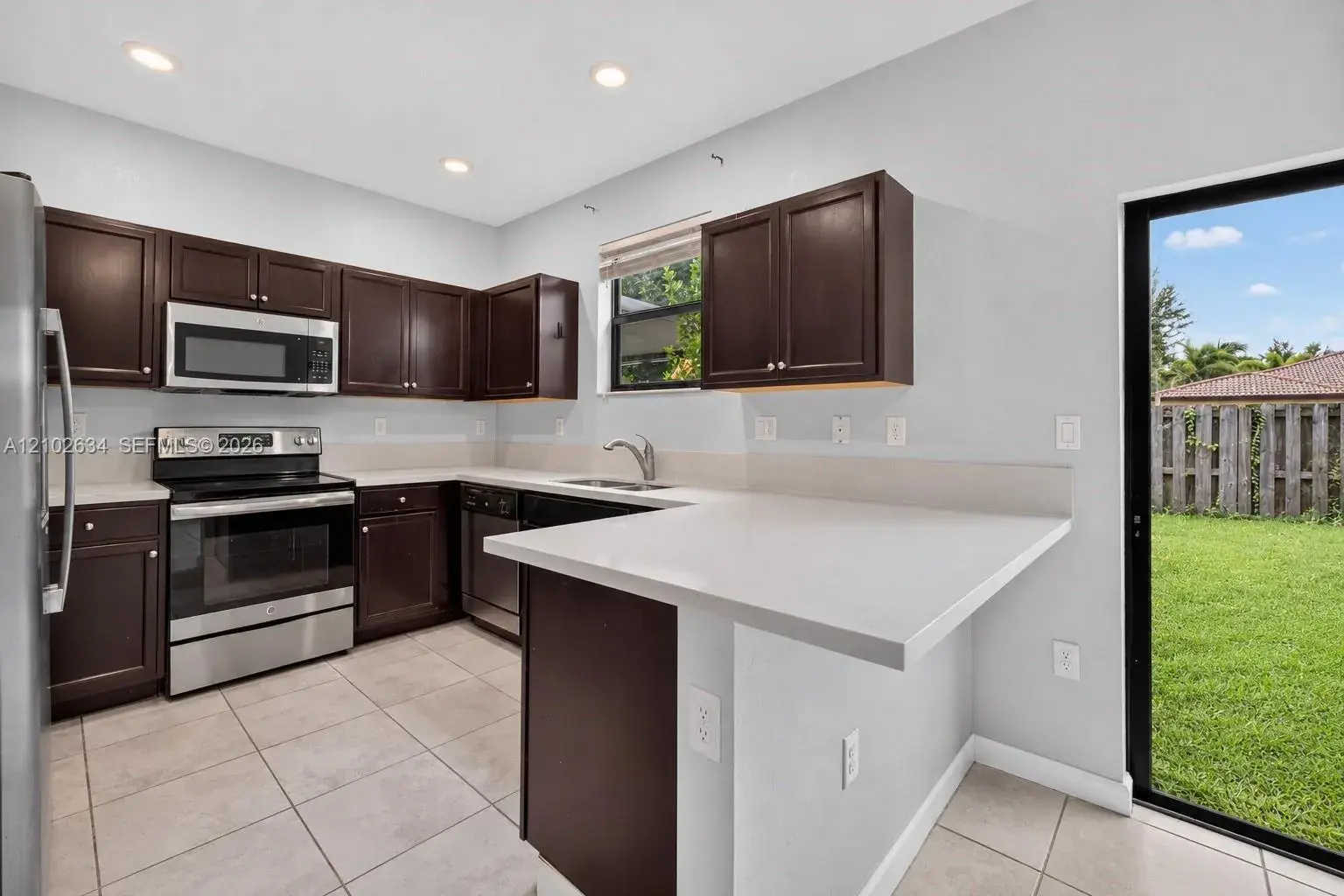 144 SE 37th Ter, Homestead FL 33033