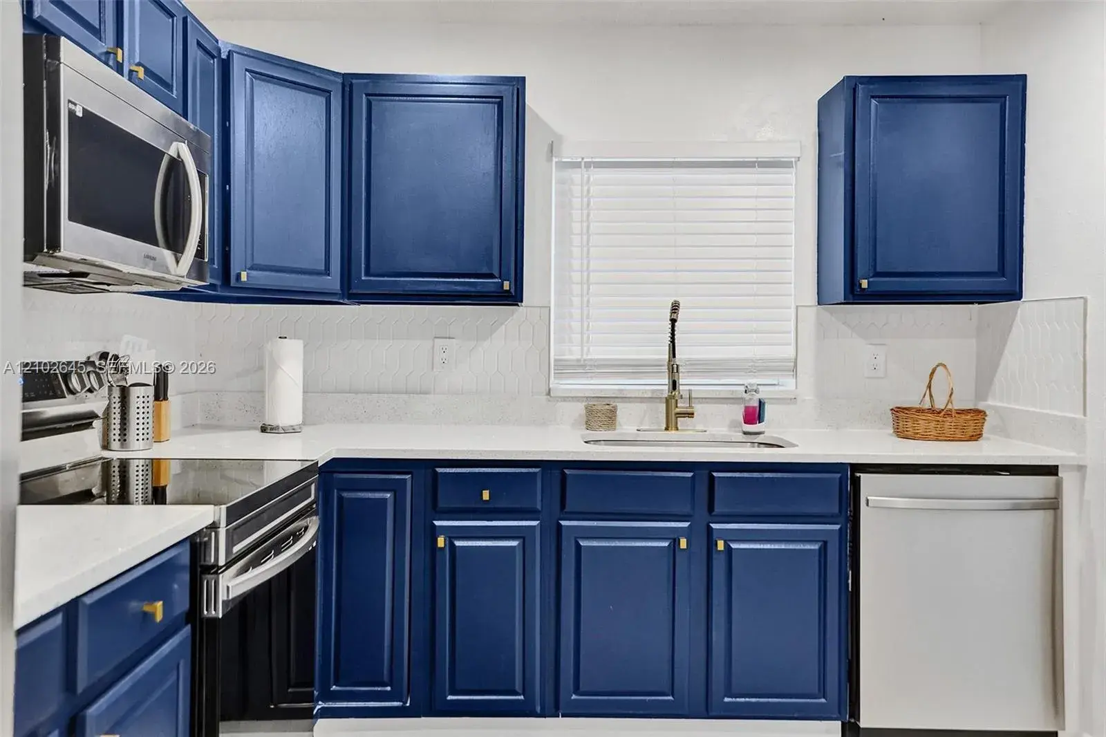 2231 NW 55th Ave, Lauderhill FL 33313