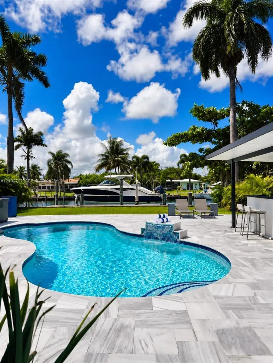 3 bedroom 2 bath Residential for sale at 4465 SW 34th Ter, Fort Lauderdale FL 33312