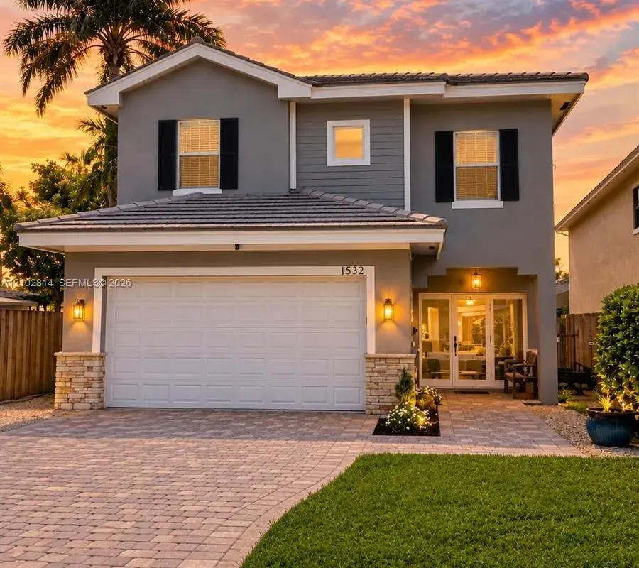 1532 NE 36th St, Oakland Park FL 33334