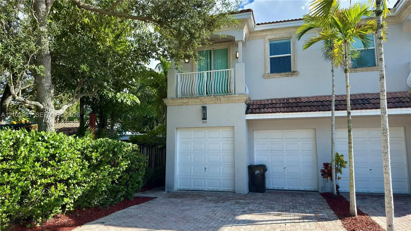 3 bedroom 3 bath Residential Lease for rent at 210 SW 9th St # 210, Fort Lauderdale FL 33315