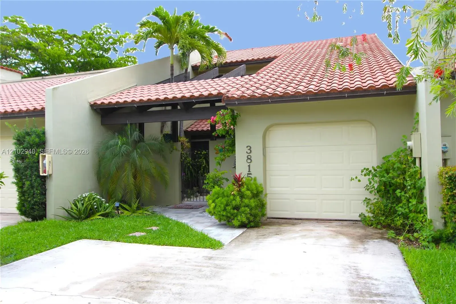2 bedroom 2 bath Residential for sale at 3815 Alcantara Ave # 77, Doral FL 33178