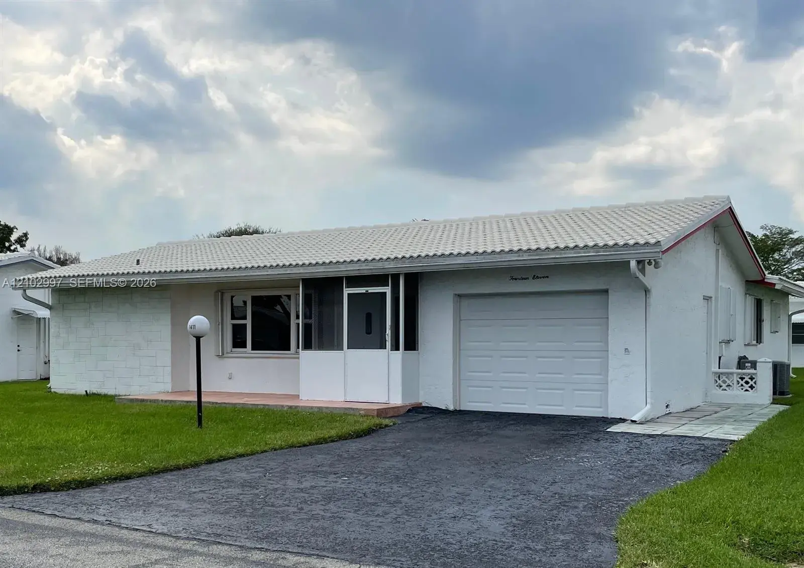2 bedroom 2 bath Residential for sale at 1411 NW 85th Way, Plantation FL 33322