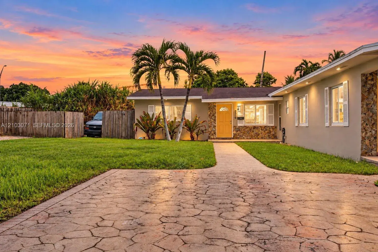 Residential Income for sale at 235 NE 118th St, Miami FL 33161