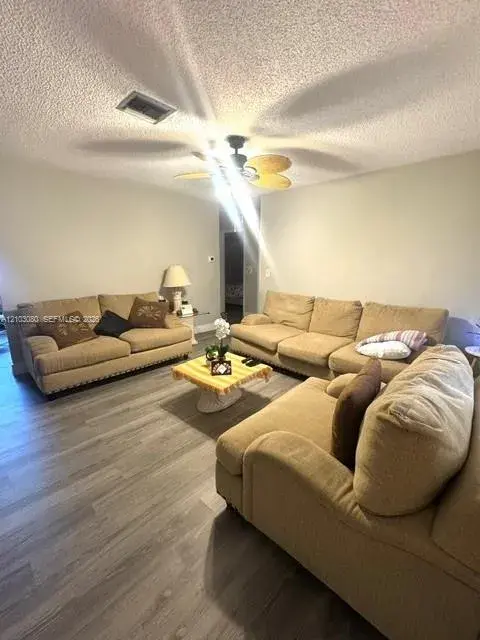 3 bedroom 2 bath Residential Lease for rent at 1709 Shenandoah St # B, Hollywood FL 33020