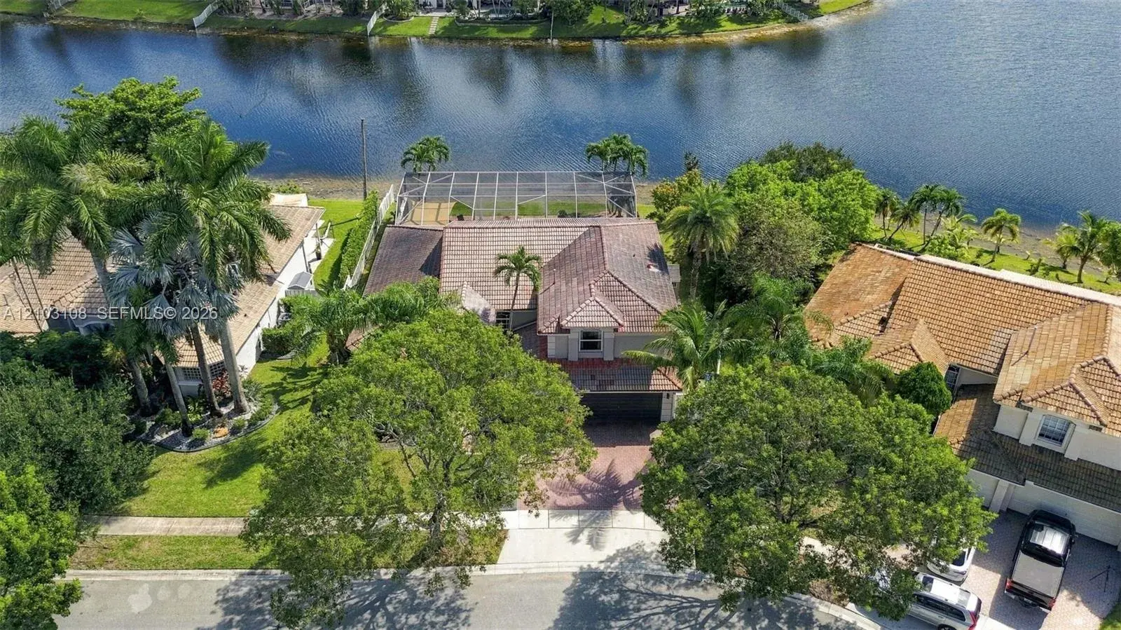 2015 NW 140th Ave, Pembroke Pines FL 33028