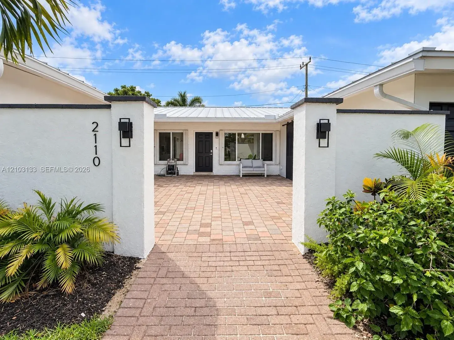 2 bedroom 2 bath Residential Lease for rent at 2110 NE 56th St # 1, Fort Lauderdale FL 33308