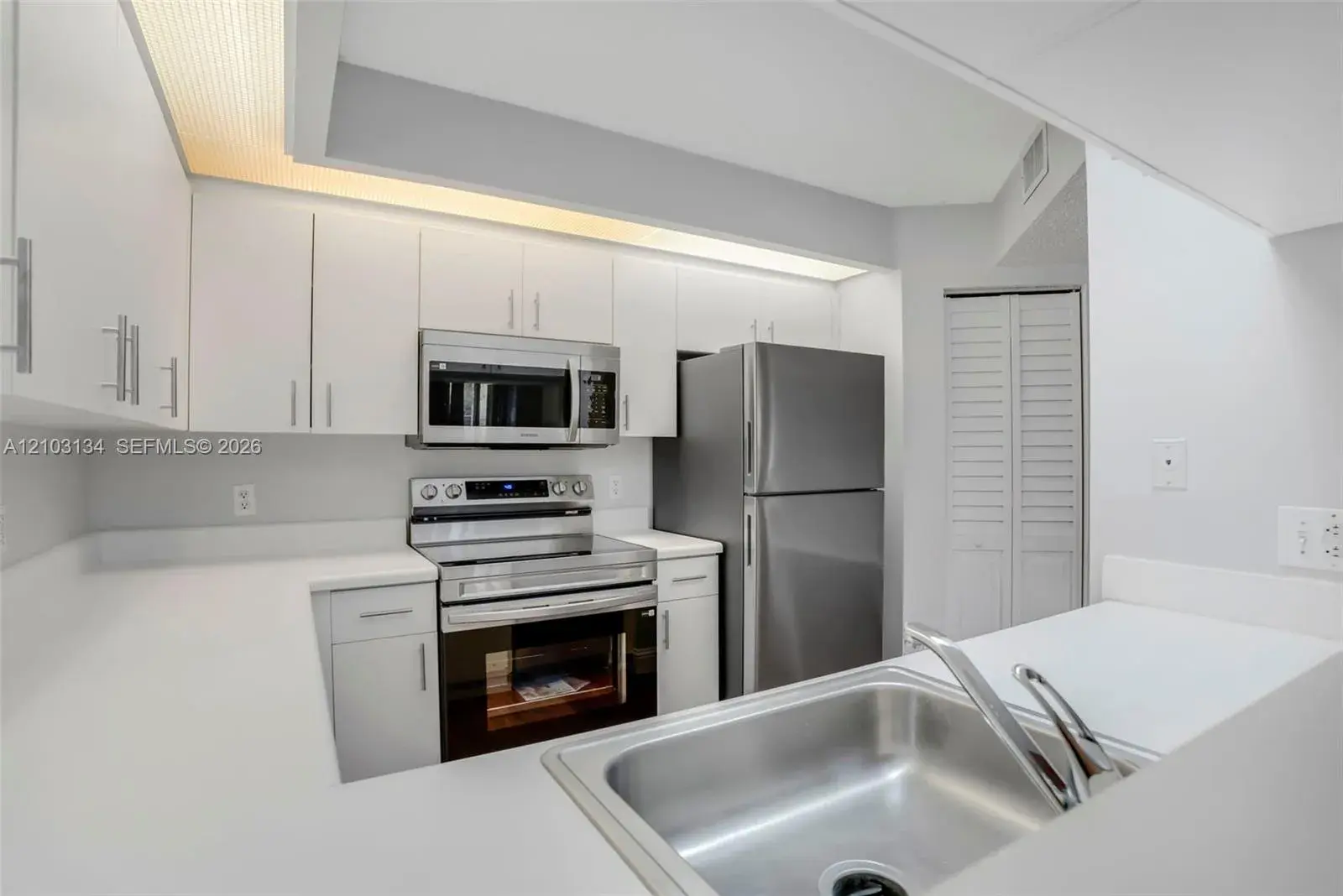 12650 SW 15th St # 110F, Pembroke Pines FL 33027