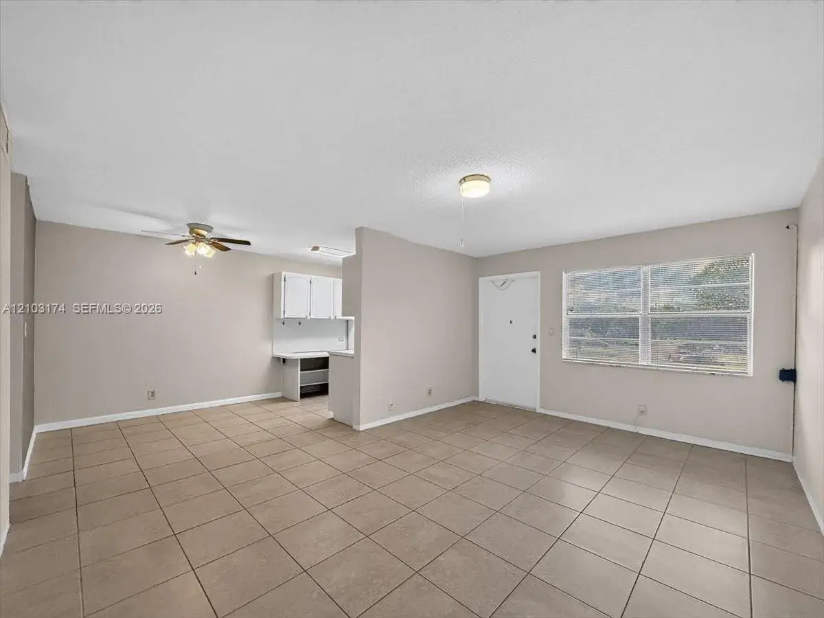 1007 N 19th Ave # 18, Hollywood FL 33020