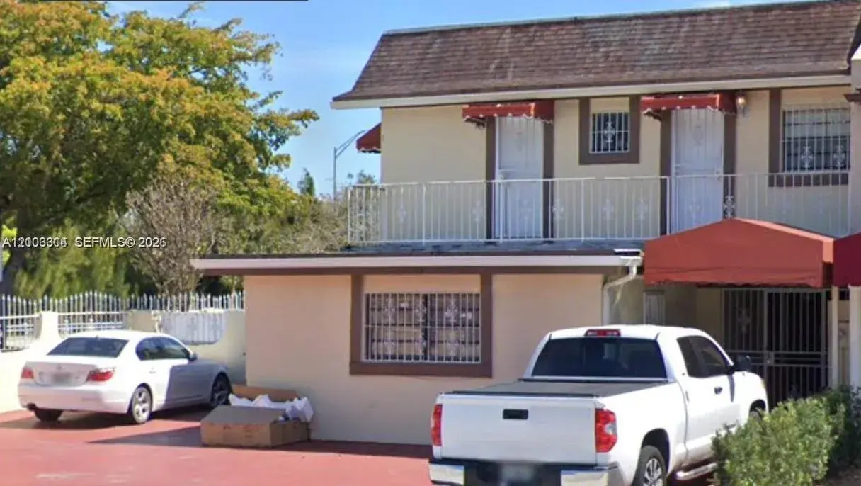 4 bedroom 3 bath Residential for sale at 2403 SW 112th Ave, Miami FL 33165