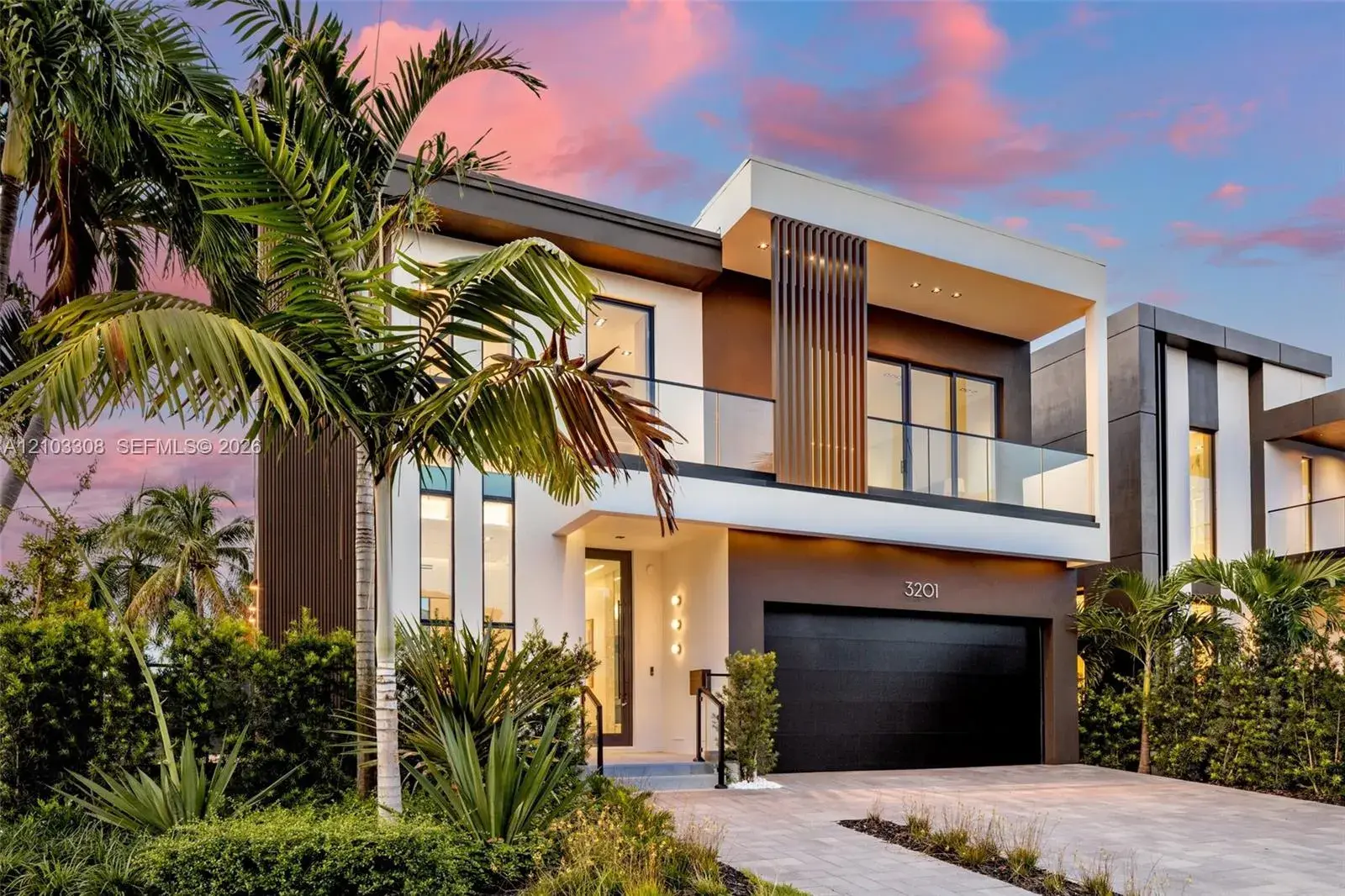 4 bedroom 4 bath Residential for sale at 3201 NE 26th St, Fort Lauderdale FL 33305